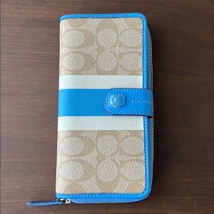 Coach wallet